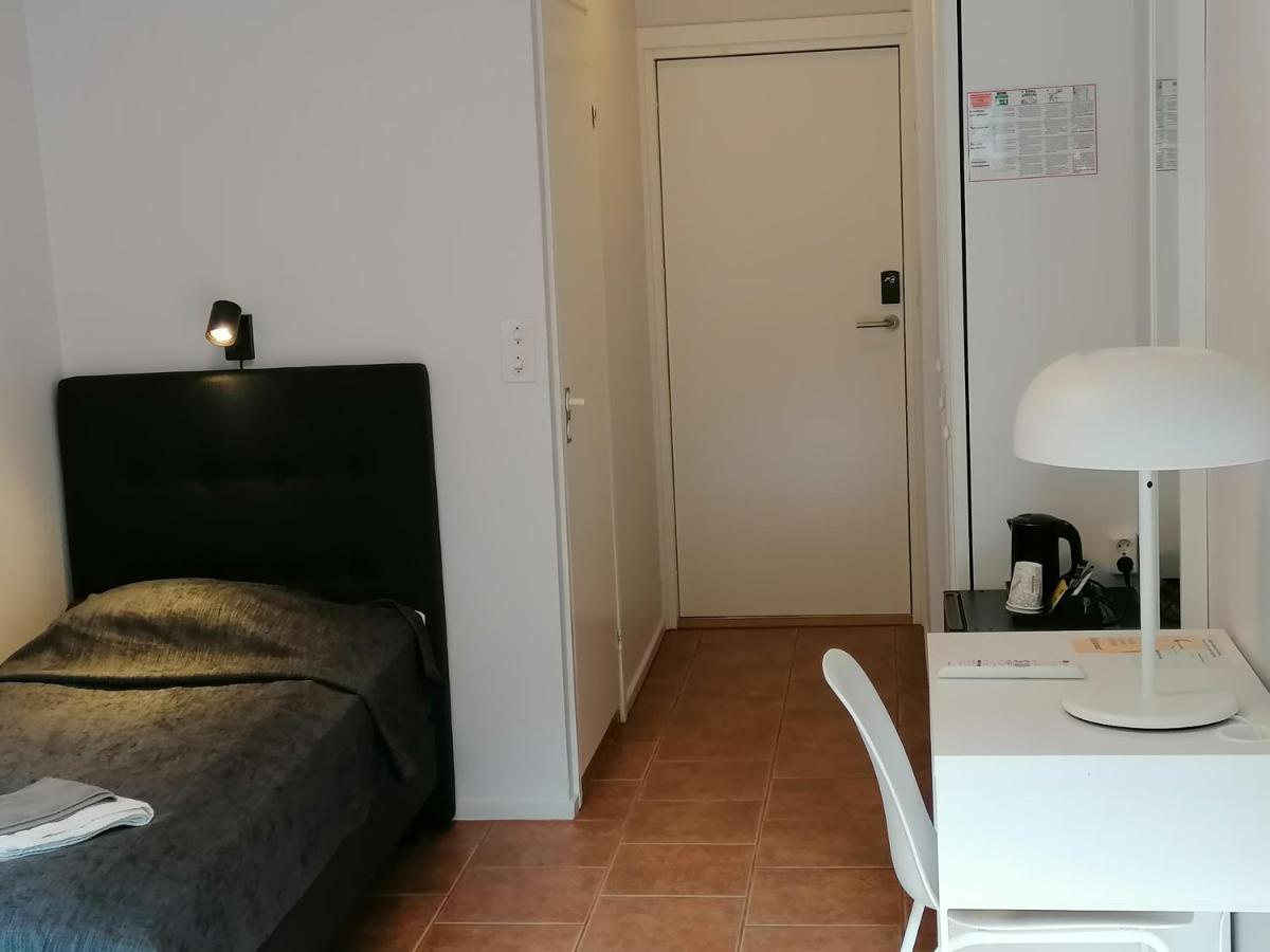 Hotel Esplanad Mariehamn Bagian luar foto