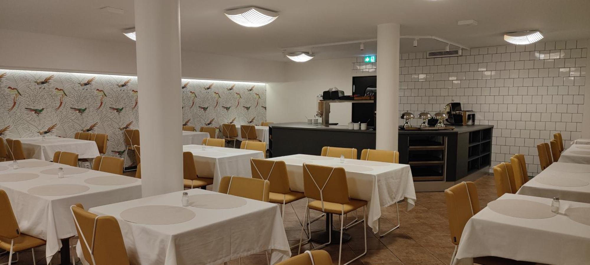 Hotel Esplanad Mariehamn Bagian luar foto